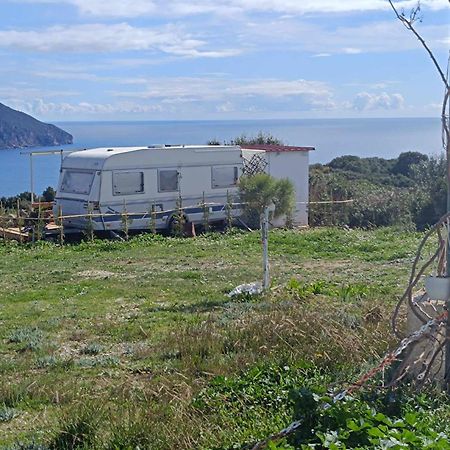 Fox Caravan Afionas Exterior photo